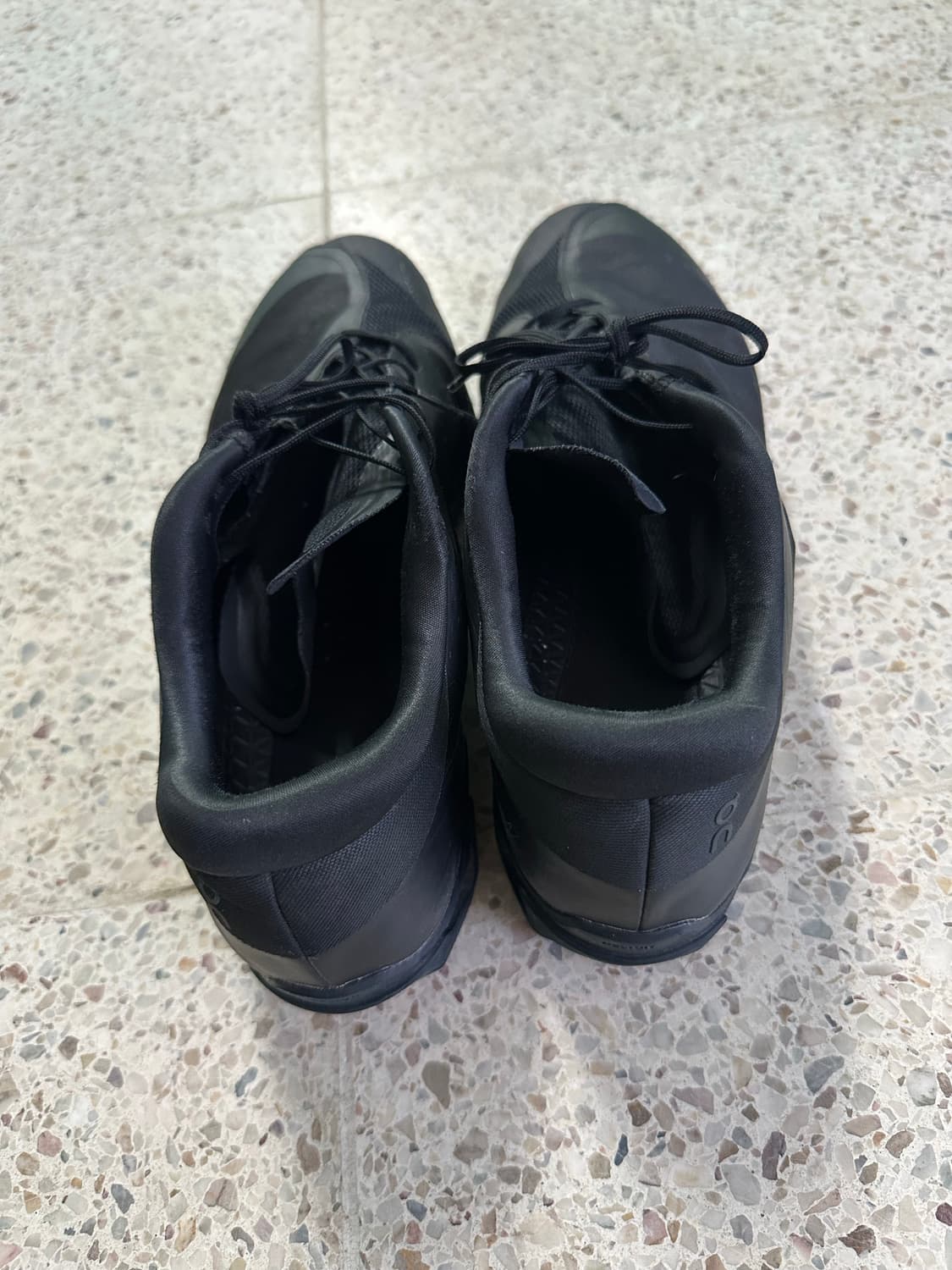 온러닝 파프 클라우드벤처 피크 블랙 300 상품이미지4