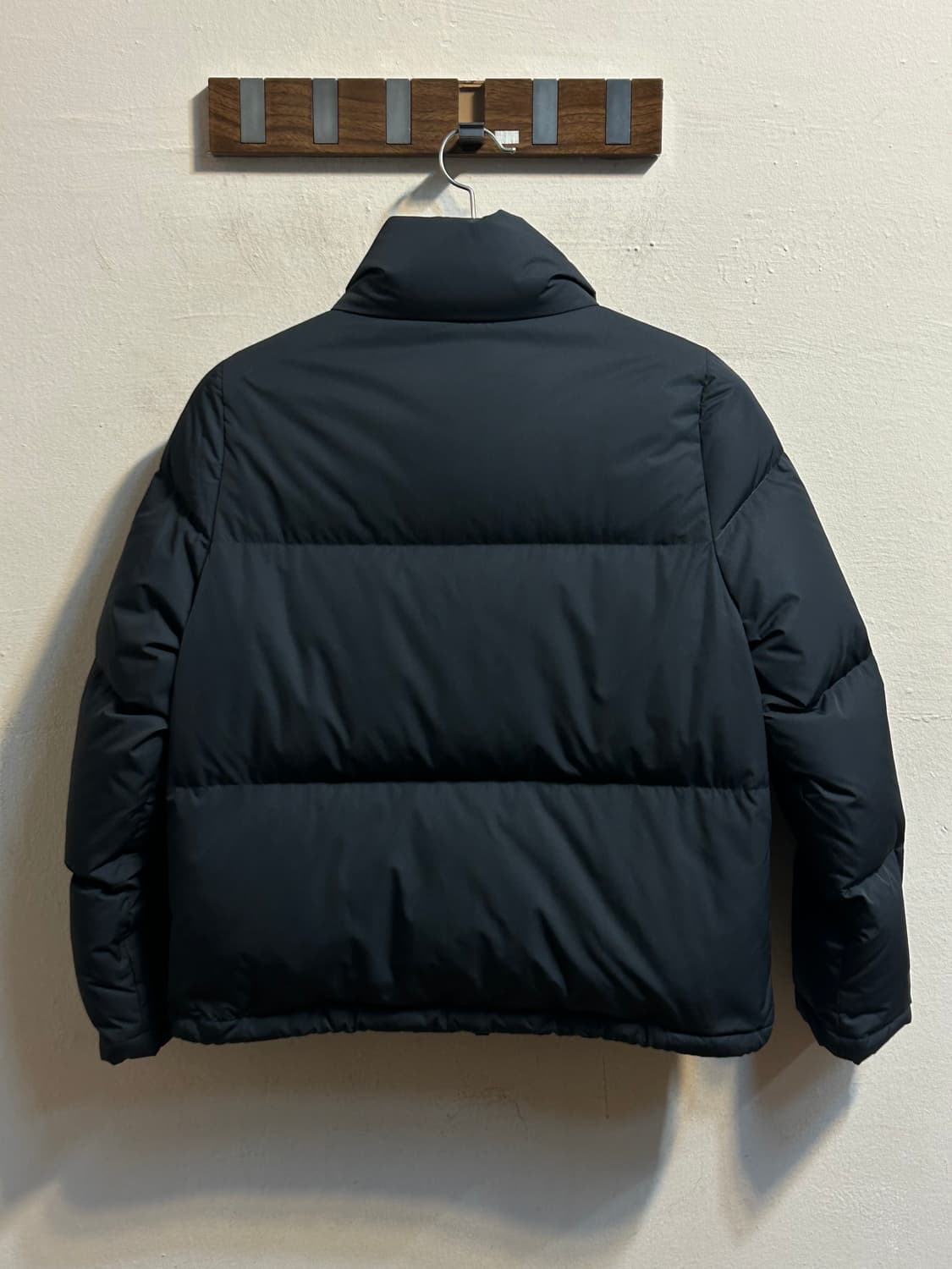 코스 블랙 숏 패딩 상품이미지4