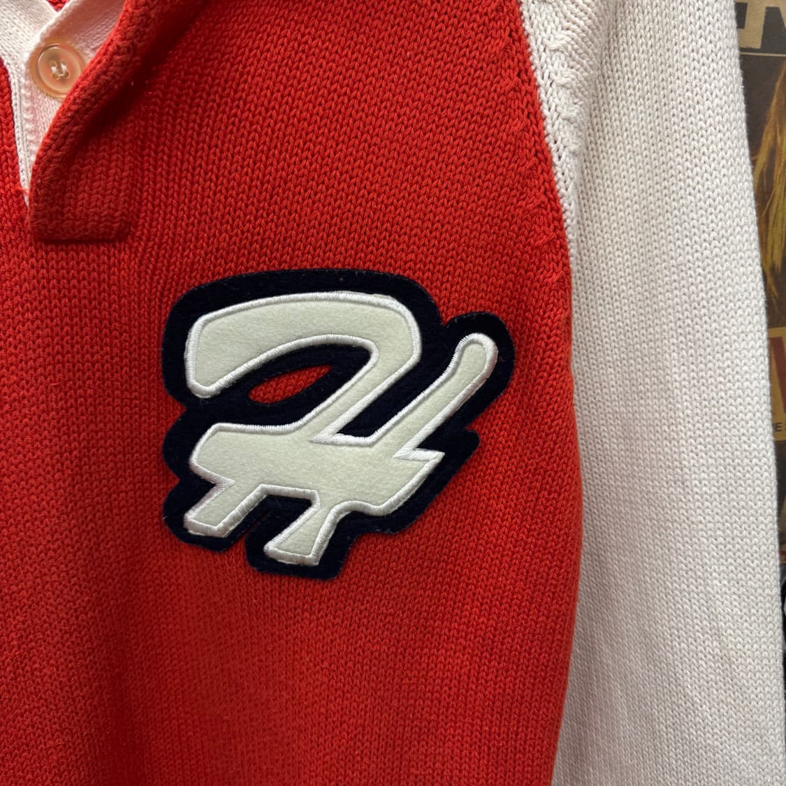 00s JPN VINTAGE 니트 전면 빅로고 포인트 레드 아이보리 상품이미지5