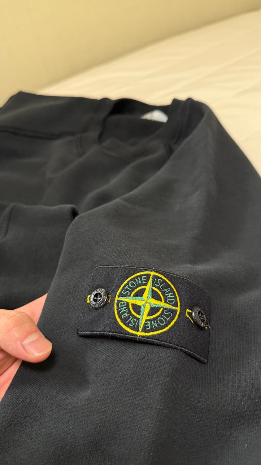 스톤아일랜드 맨투맨 25fw 상품이미지3