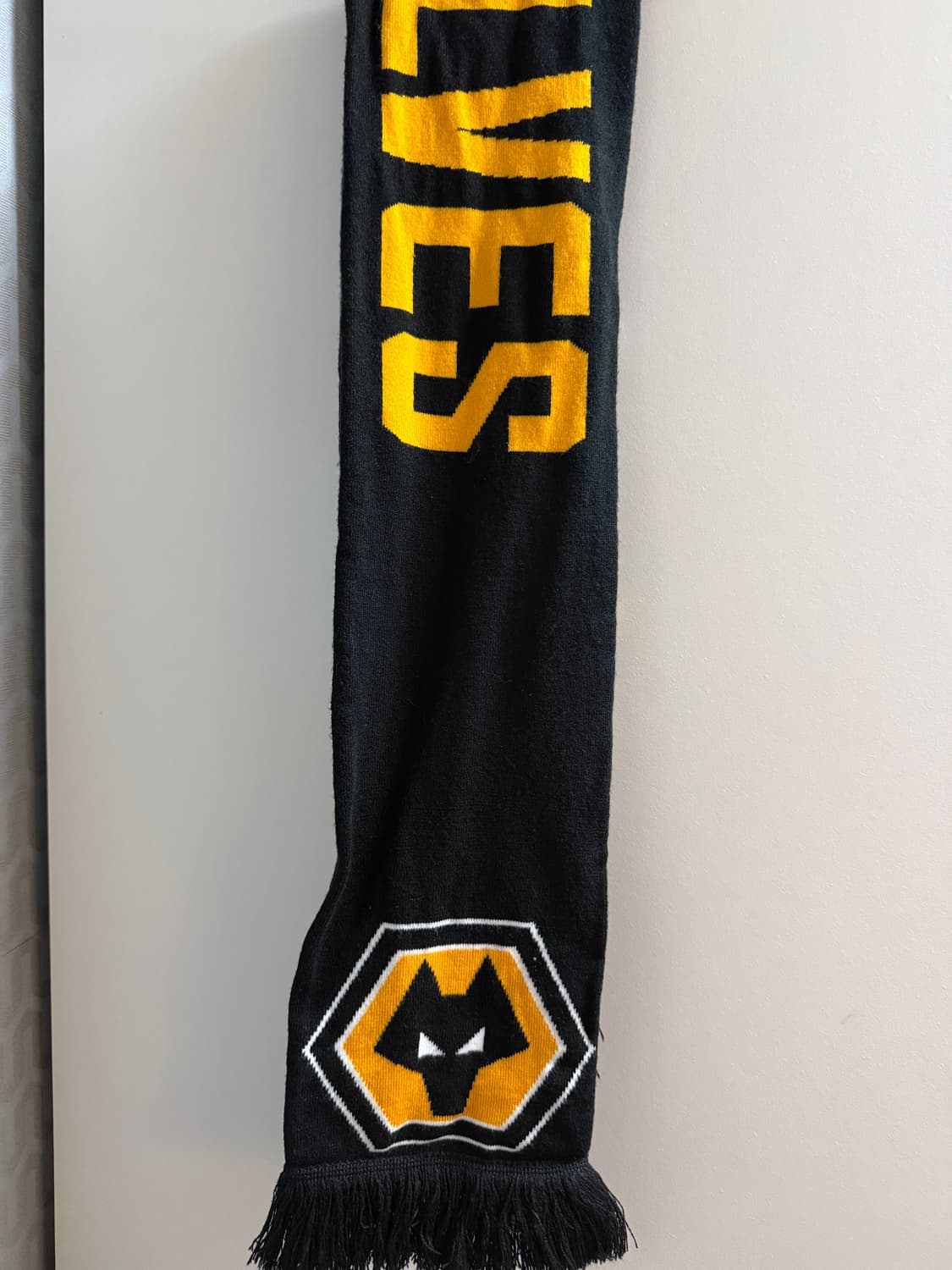 울버햄튼 머플러 상품이미지2