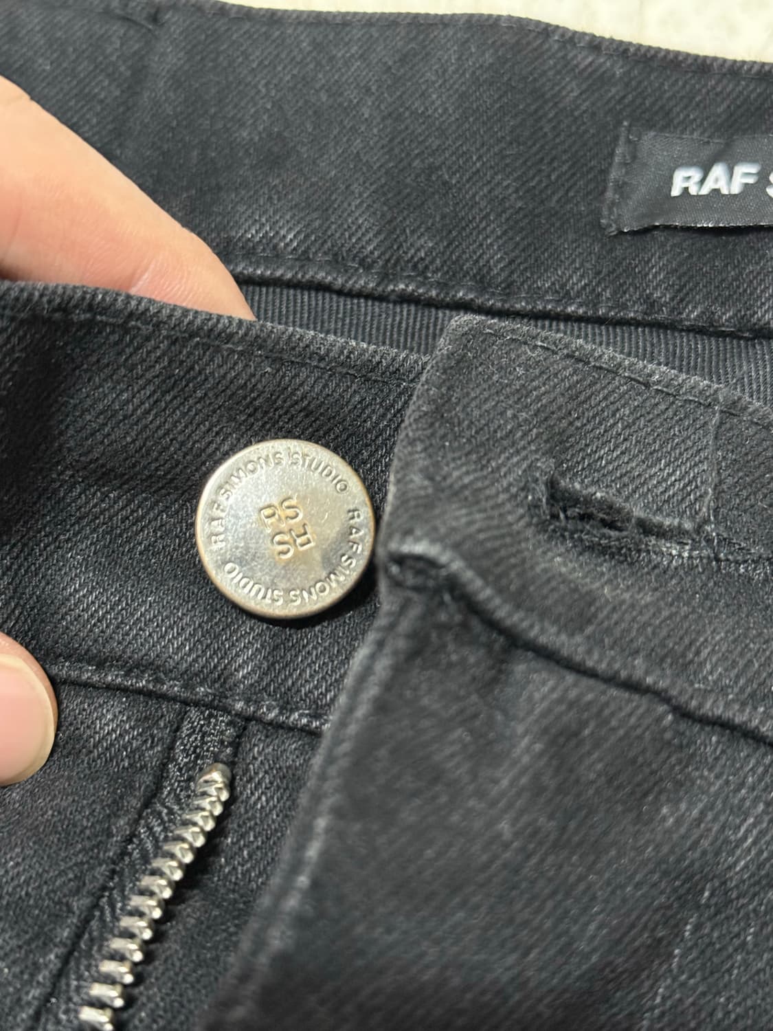 [32] 19aw 라프시몬스 디스트로이드 레이어드 진 흑청 상품이미지8