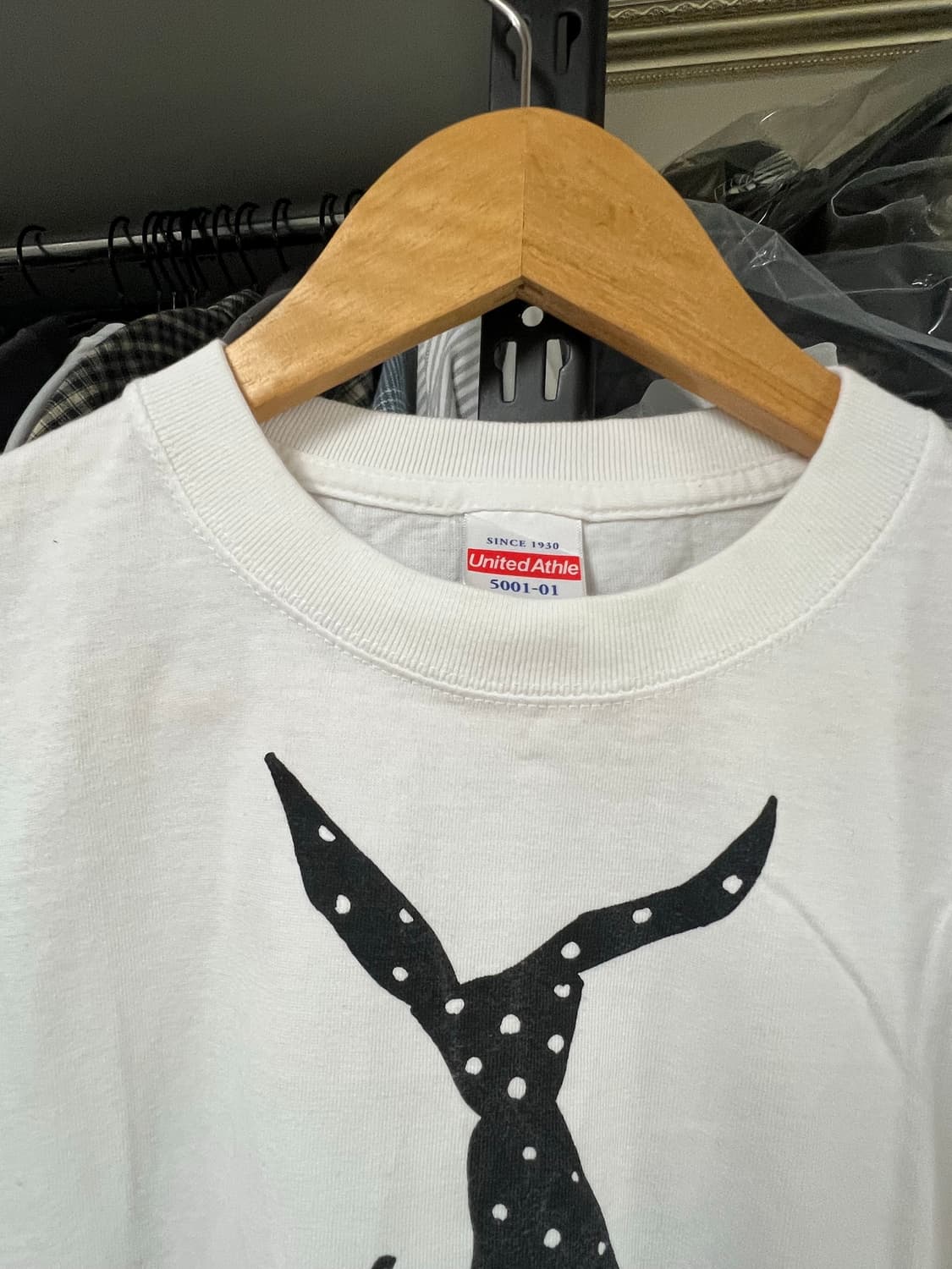 도트 넥타이 티셔츠 상품이미지3