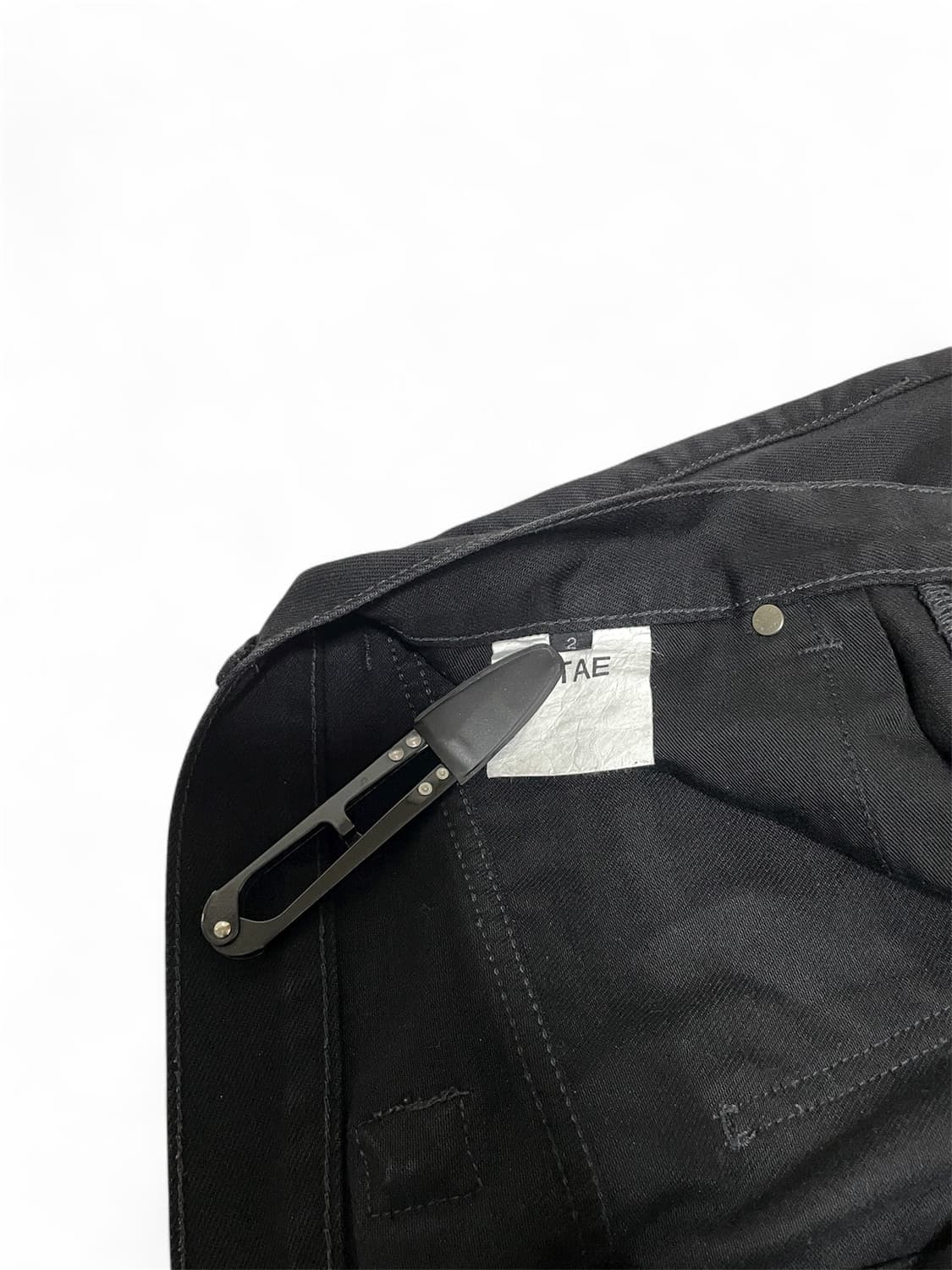 HTAE 1947 Cinch Back Denim Black Raven 2 상품이미지3