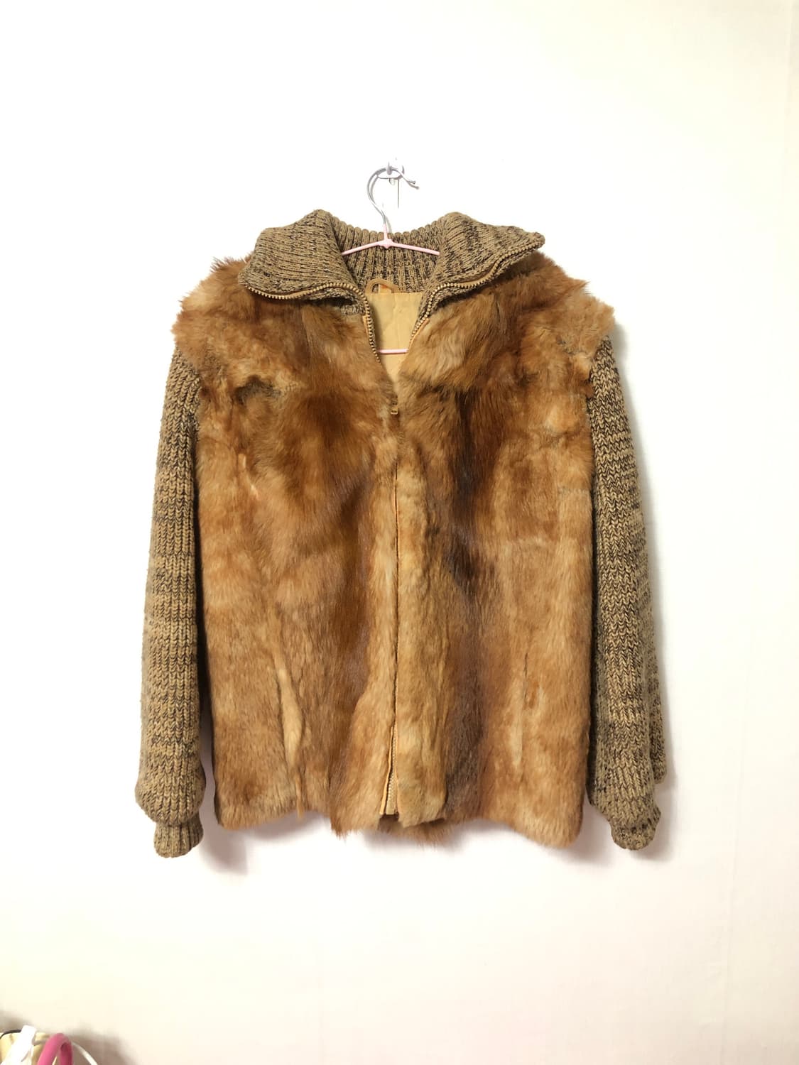 Brown Fur Detail Kintted Zip-up  상품이미지1