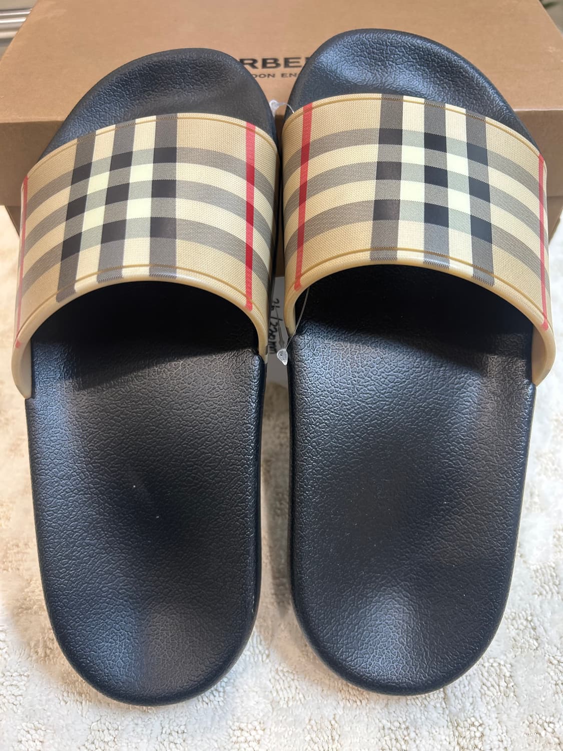 [정품/중고] 버버리 슬리퍼 (새상품) 상품이미지2