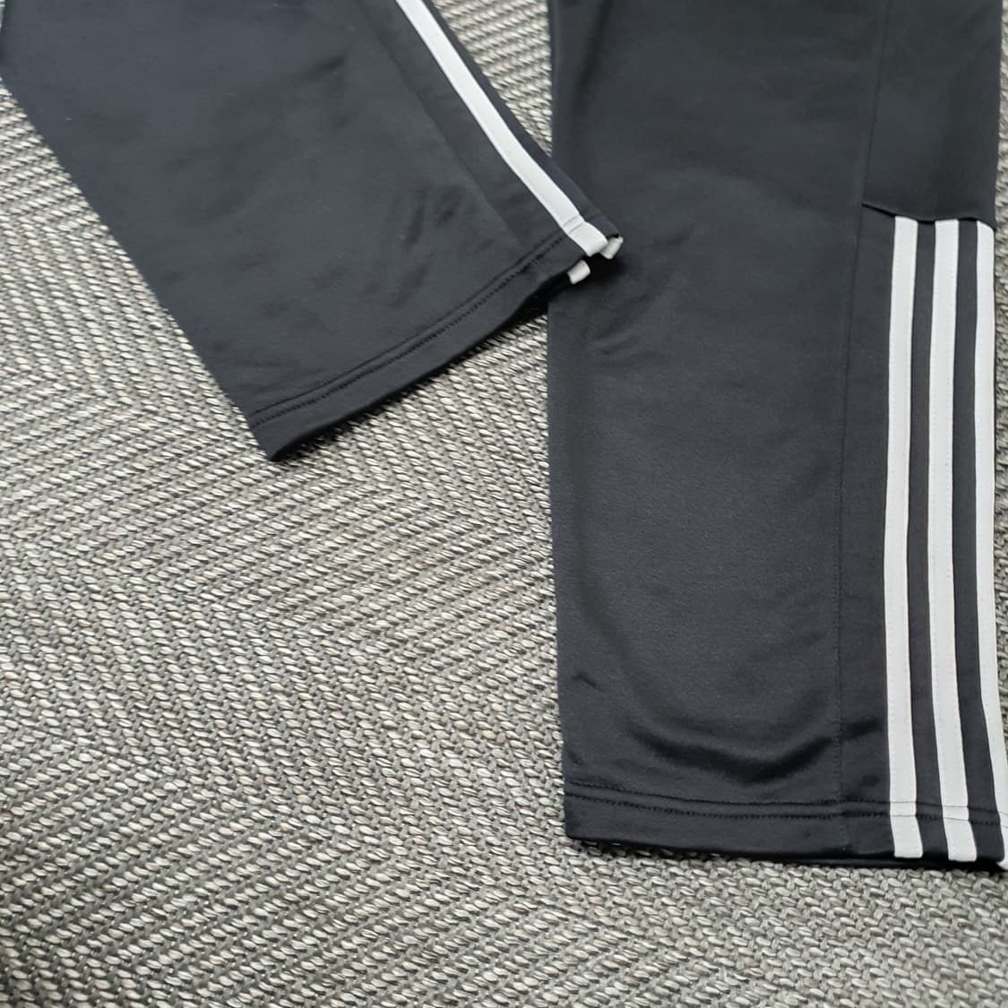 아디다스 춘추용 밴딩 트레이닝 팬츠 남자36~37 상품이미지4