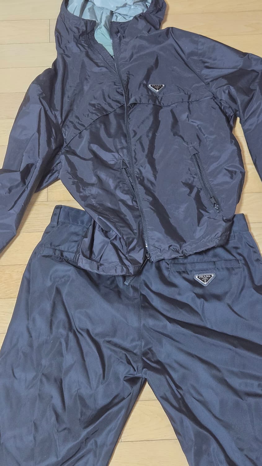 프라다 셋업 싸게 팝니다 상품이미지1