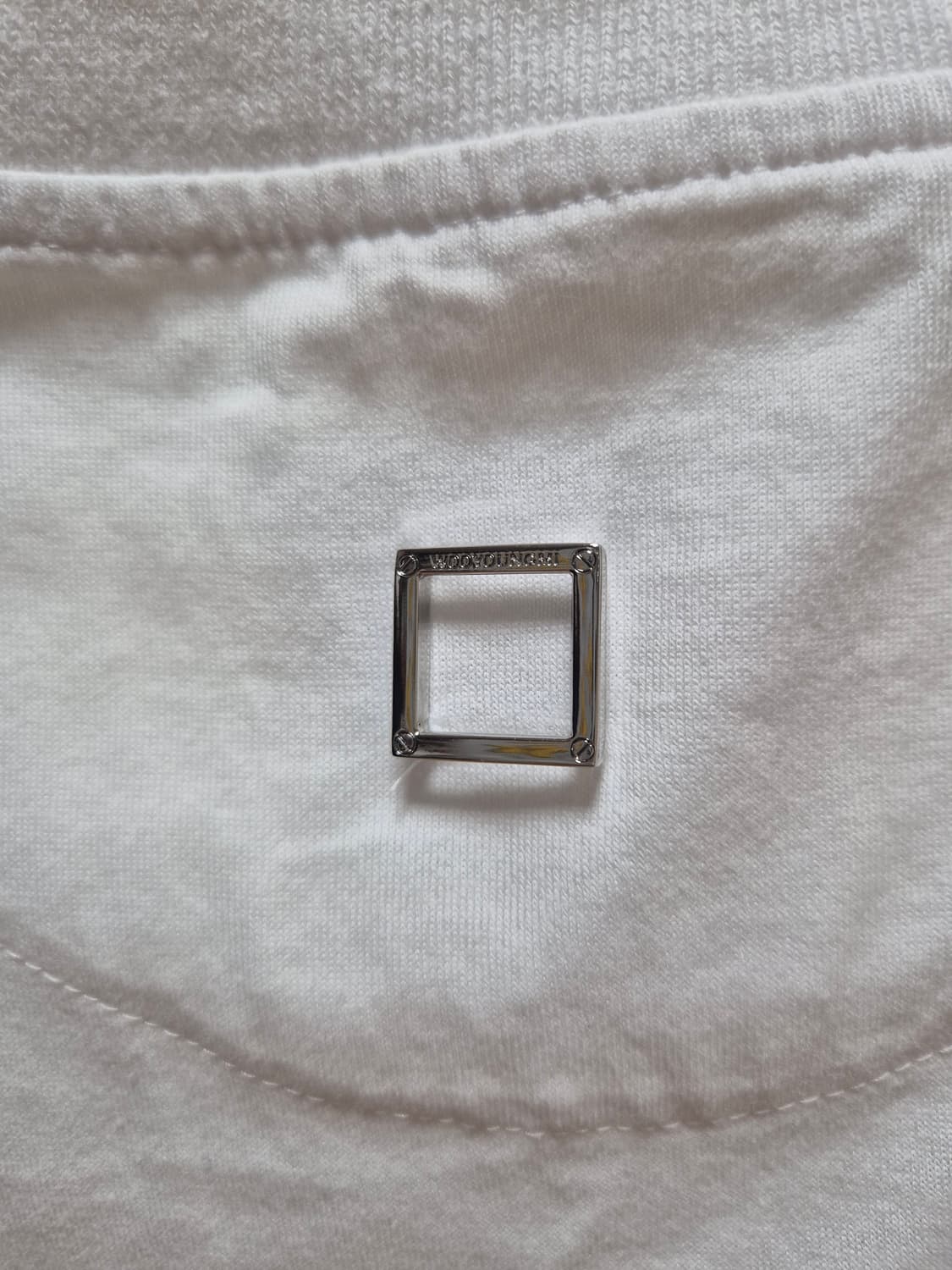 우영미 깃털 백로고 반팔 화이트 48 사이즈 L 상품이미지7