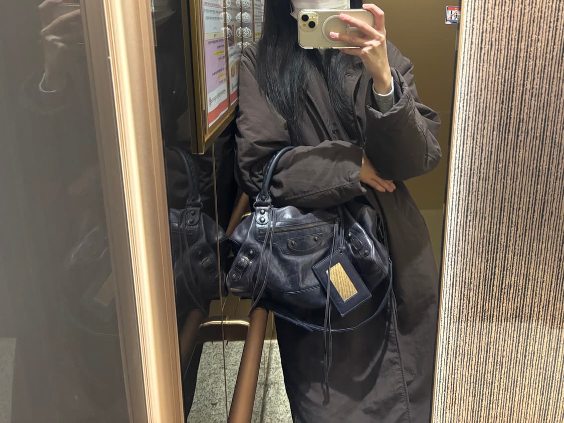 발렌시아가 모터백 (르시티) 트위기 퍼플 상품이미지8