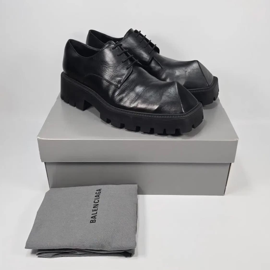 발렌시아가 라이노 더비 43 상품이미지1