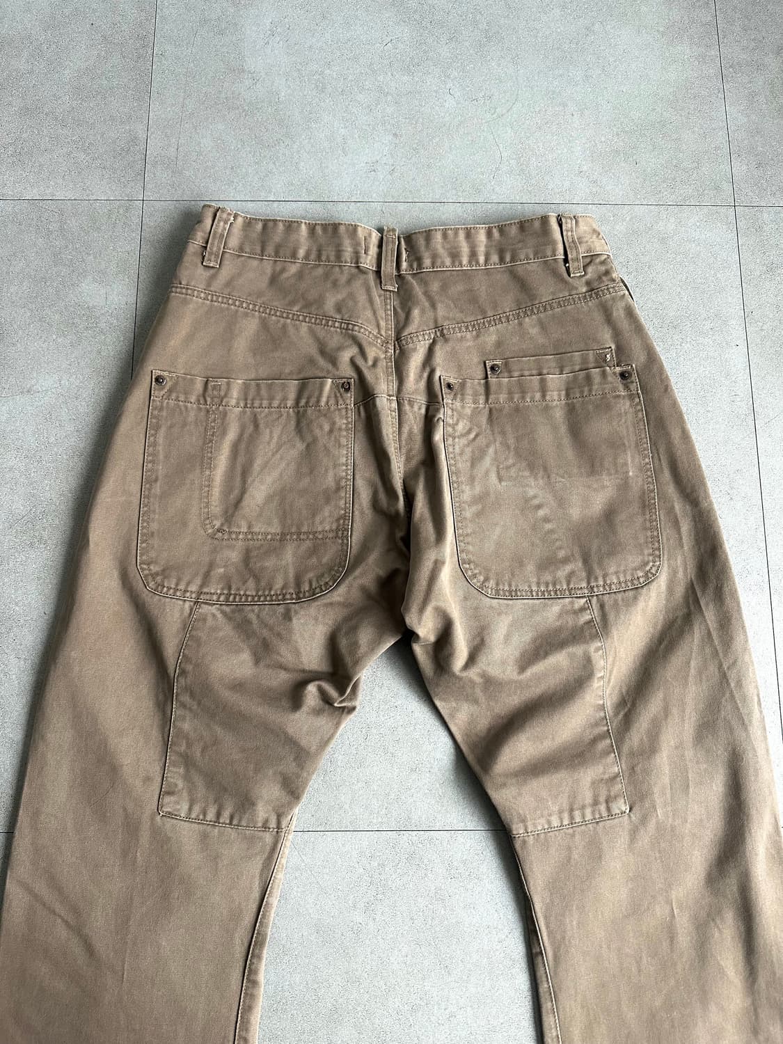 디스퀘어드 브라운 레이어드 포켓 워크팬츠 상품이미지8