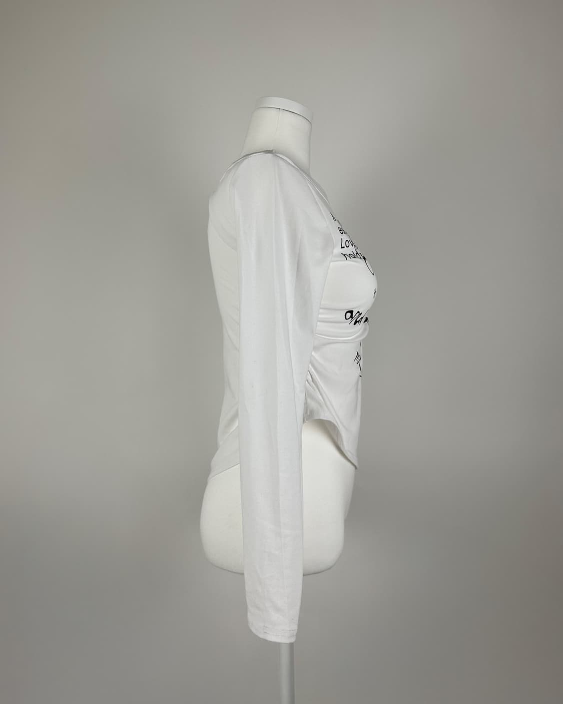 화이트 레터링 언발 긴팔티 상품이미지5