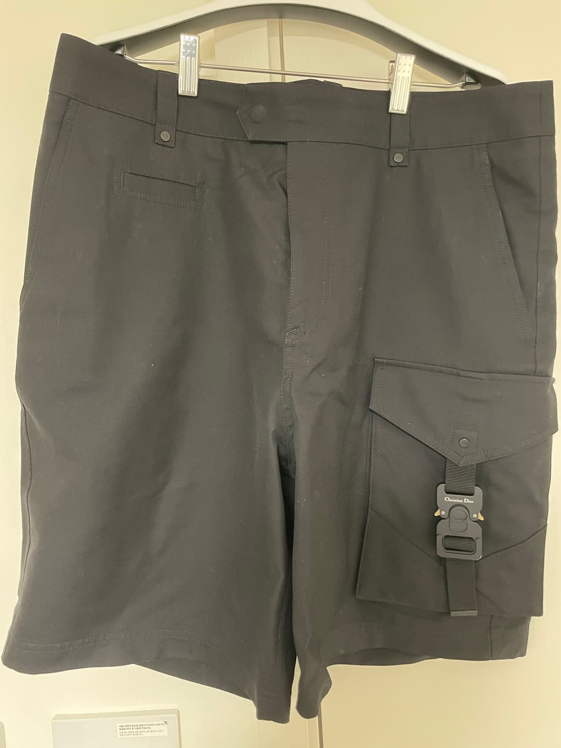 디올 버클 블랙 카고 쇼츠 상품이미지1