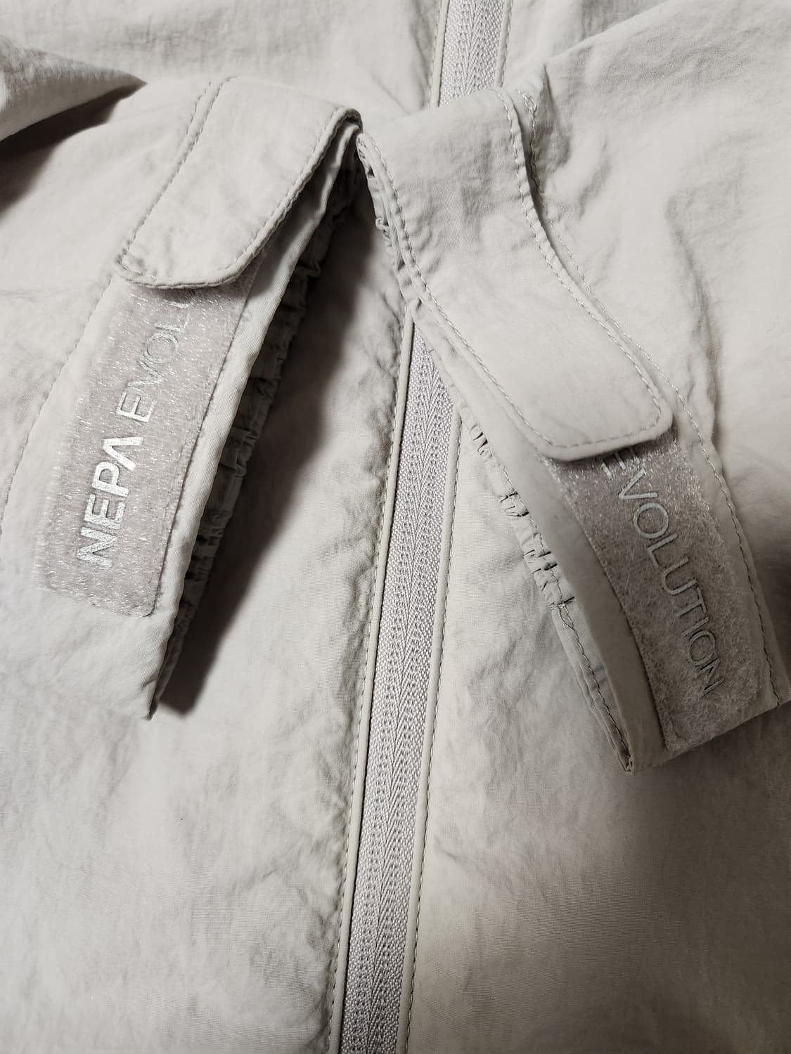 새상품급) 네파 피스토 공용 윈드자켓 바람막이 7LC0692 사이즈105 상품이미지7