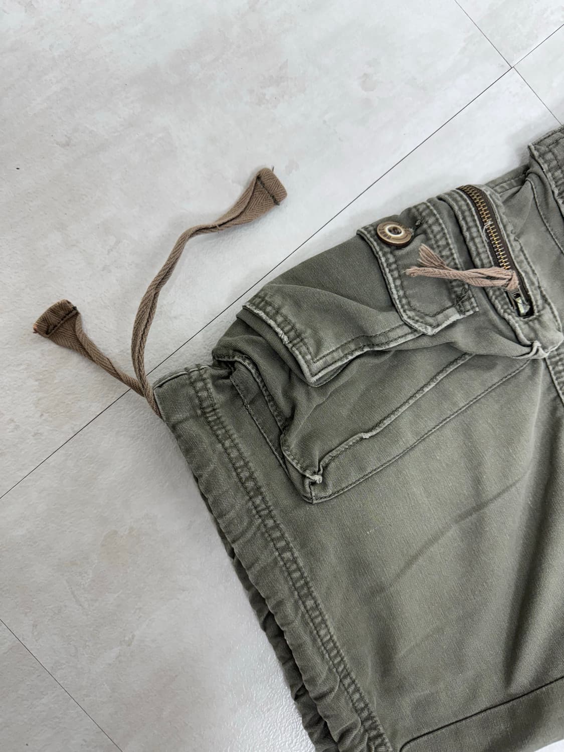 •Vintage 카키 멀티포켓 카고 반바지 (지퍼 디테일) 상품이미지4