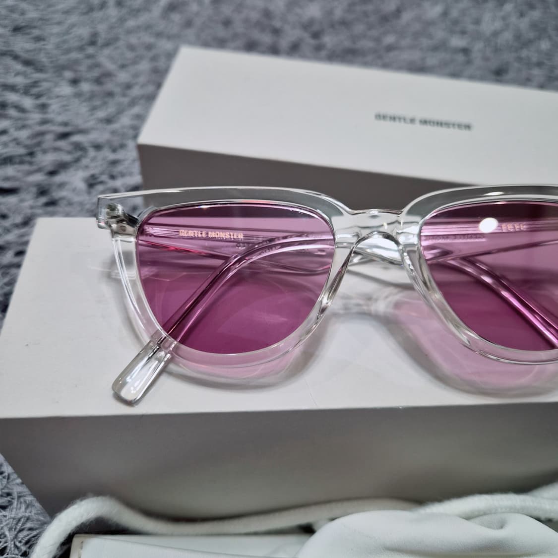 젠틀몬스터 테테 선글라스 핑크 상품이미지3