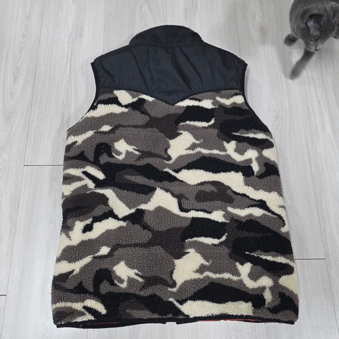 리바이스 카모 플리스 조끼 상품이미지3