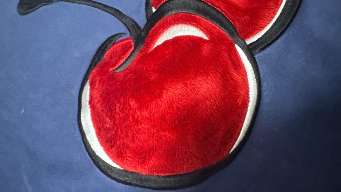 [~2.12] 키르시 퍼 체리 네이비 맨투맨 상품이미지3