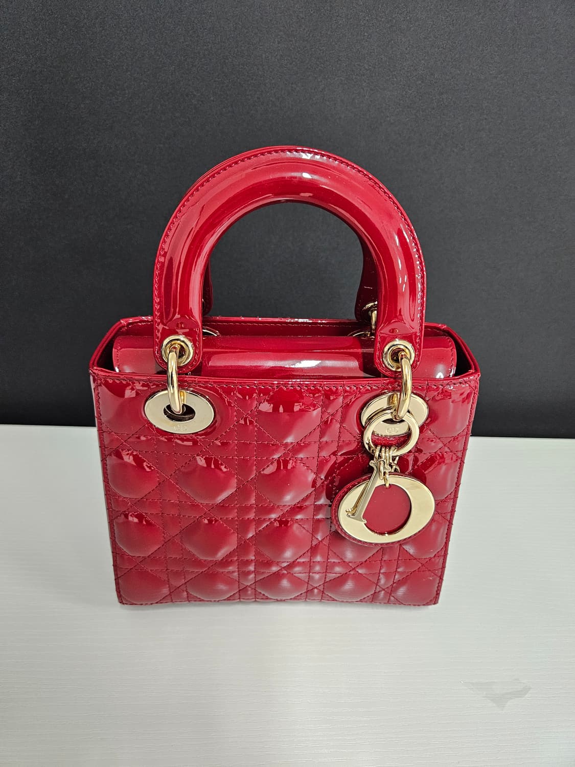 디올 레이디백 미니 체리 레드 (S급 새상품급) 영수증 포함 풀구성 상품이미지2