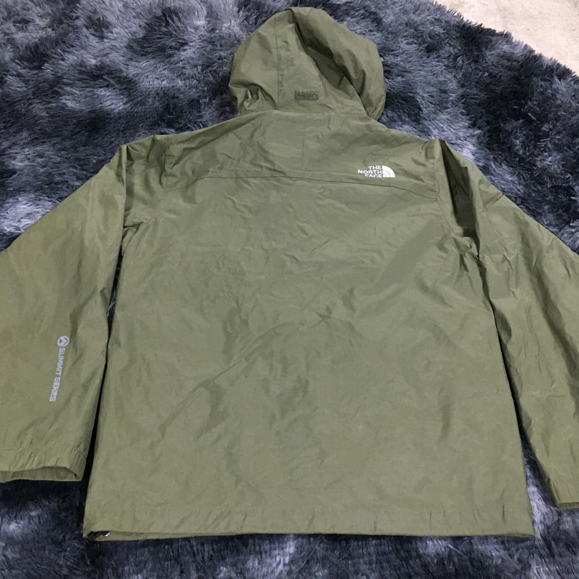 투티/A4 노스페이스 후드 바람막이 카키 L 상품이미지2