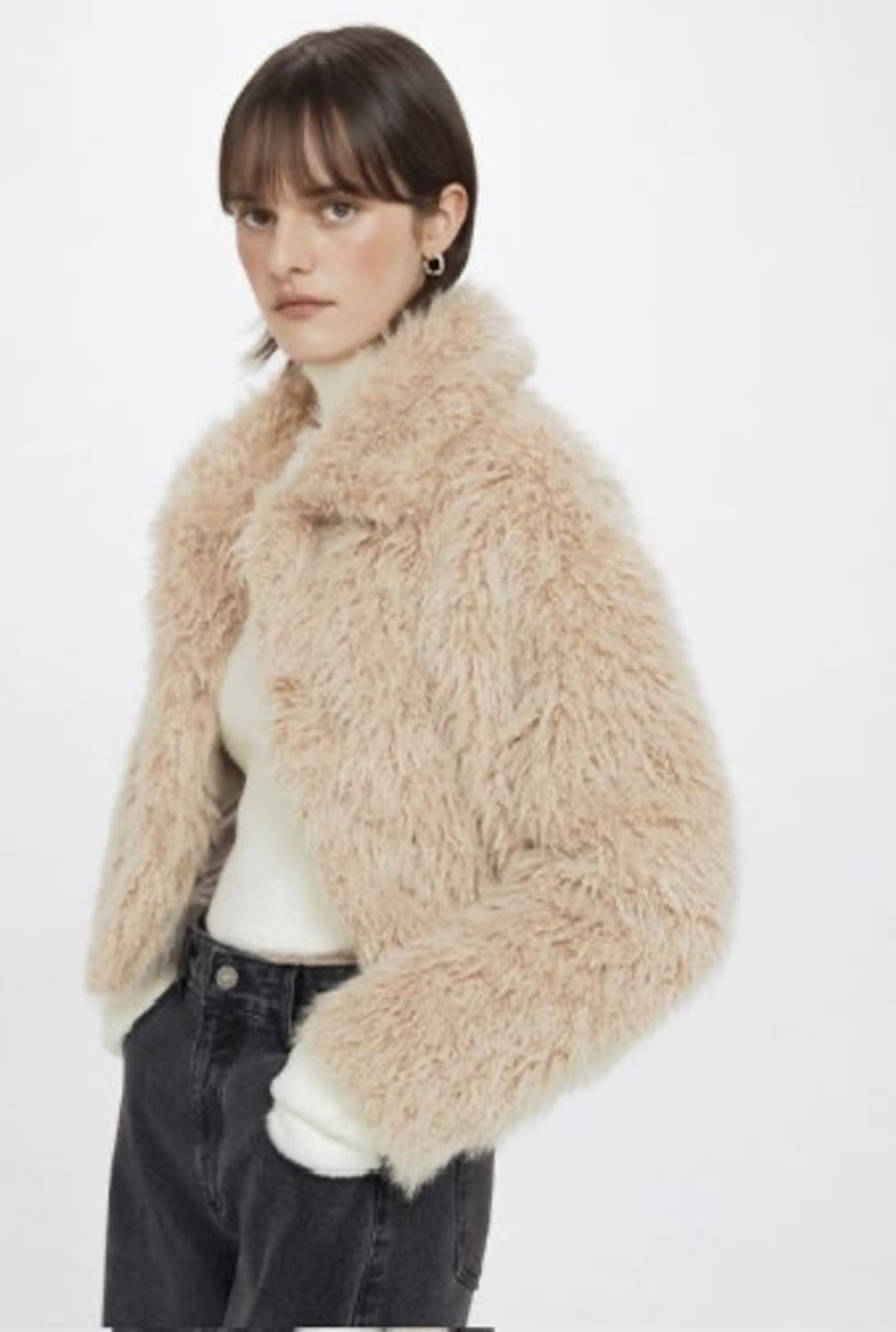 레이브 퍼 자켓 (슬기 착용) 상품이미지1