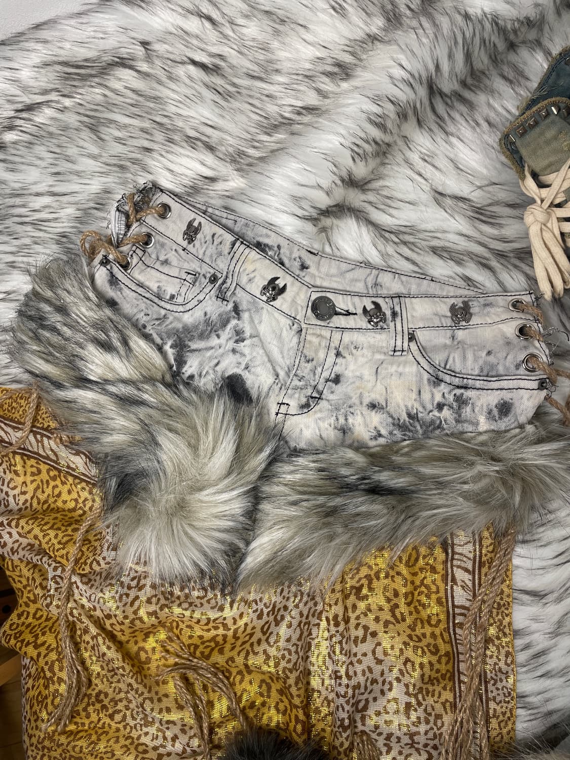 빈티지 커스텀 로우라이즈 퍼팬츠 쇼츠 상품이미지1