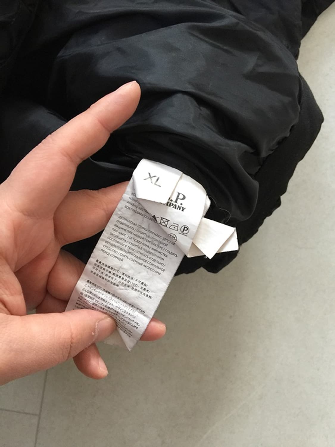 C.P. Company Goggle Hood Down Vest 100 상품이미지9