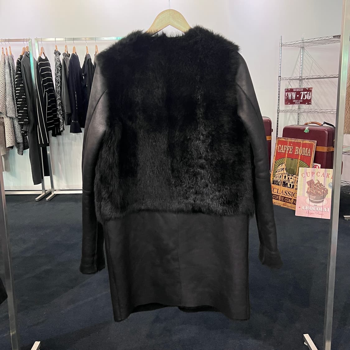 [44] 시슬리 앙가죽100% 무스탕 코트   상품이미지2