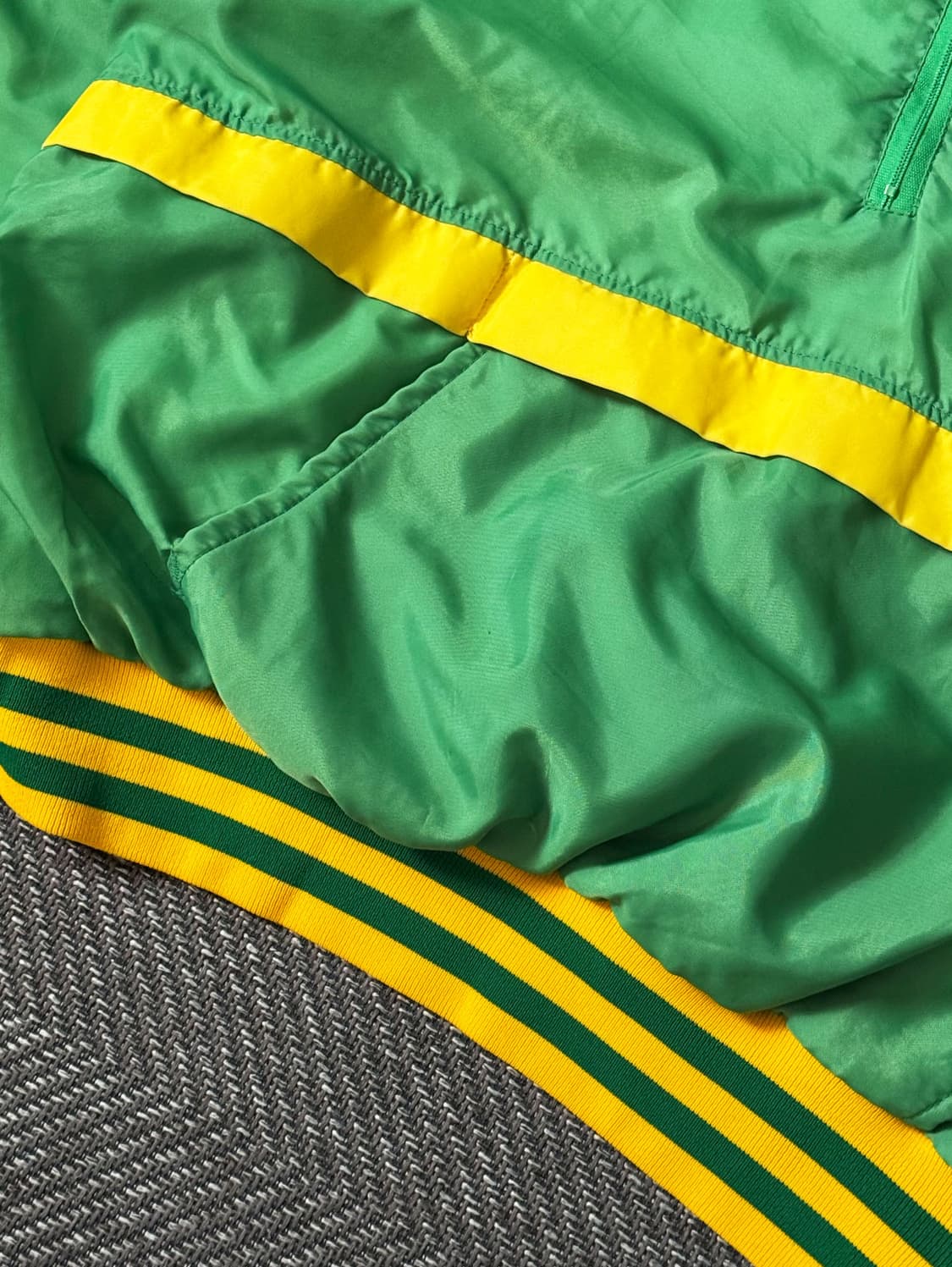 80s USA BUTWIN 빈티지 나일론 풀오버 (105-108) 상품이미지6