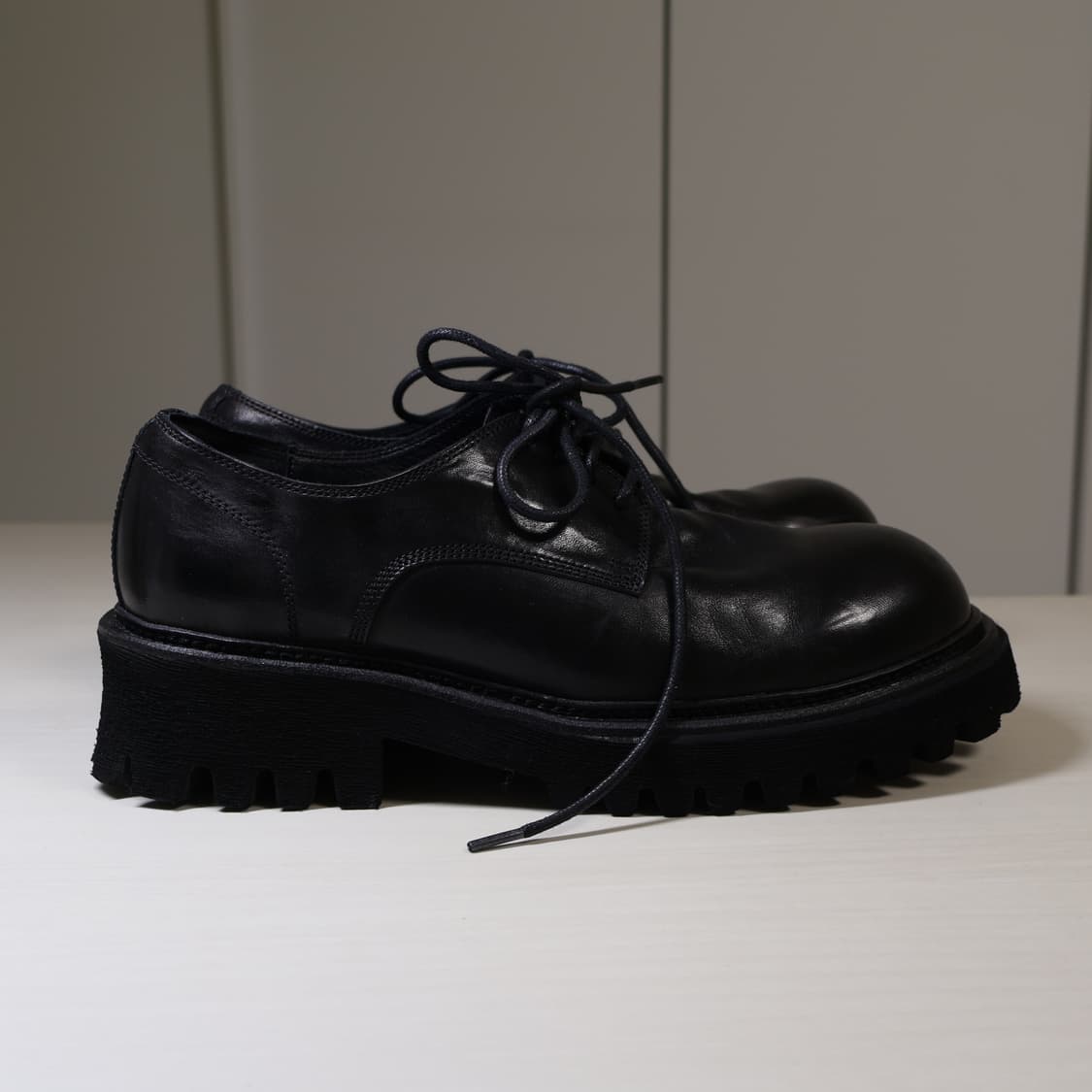 야세 6.5cm 페더 코만도솔 홀스하이드 더비 블랙 상품이미지3