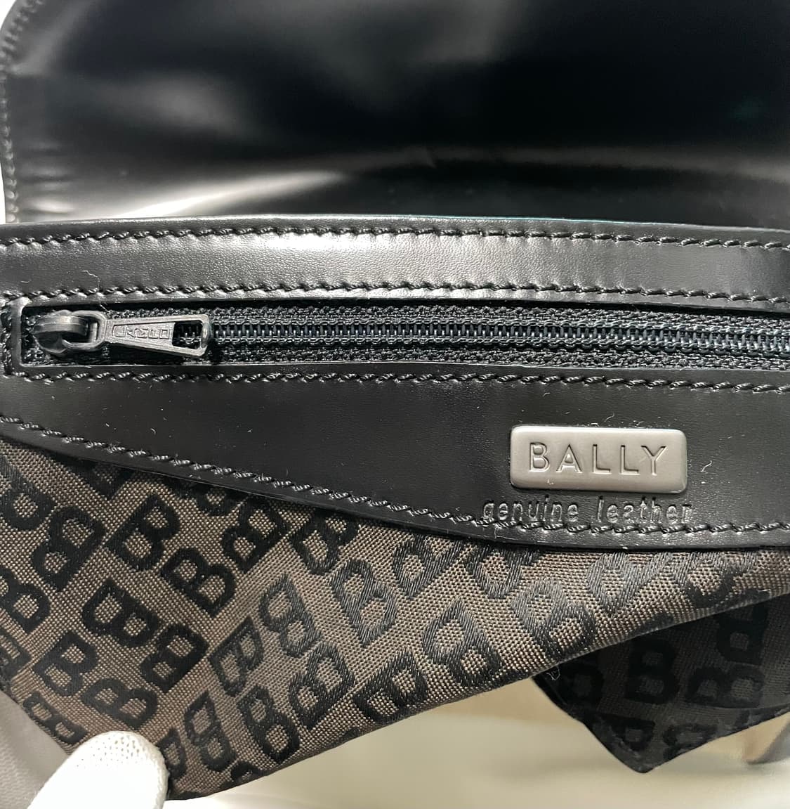 00‘s bally 캔버스 레더 숄더백 상품이미지8