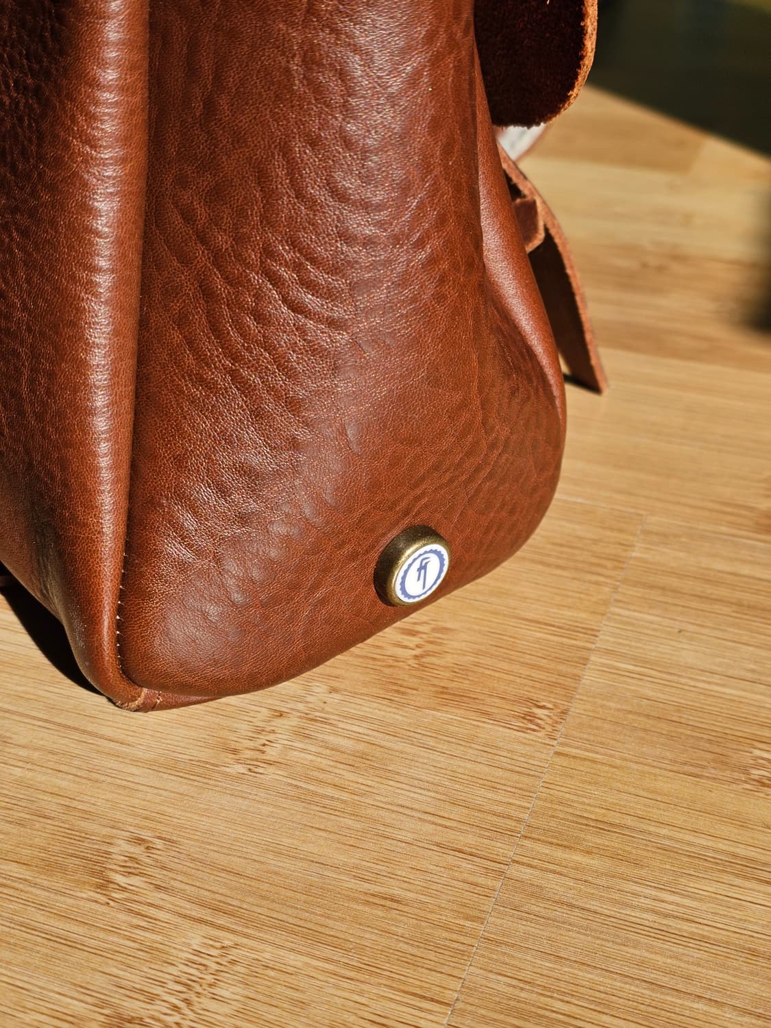 블루드쇼프 이글레어 사첼백 쿠바 리브레(M) 상품이미지10