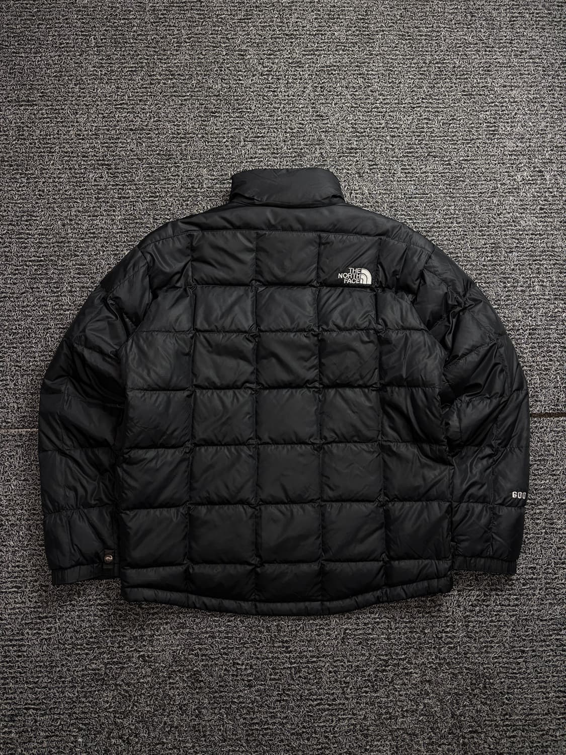 노스페이스 스퀘어 퀼팅 구스 다운 경량 패딩 1974 상품이미지5