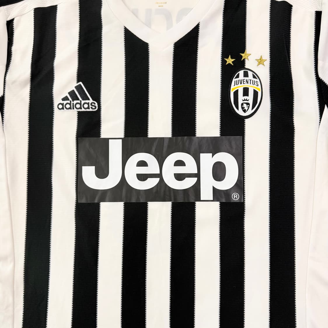 15-16 유벤투스 홈 마르키시오 유니폼 상품이미지7