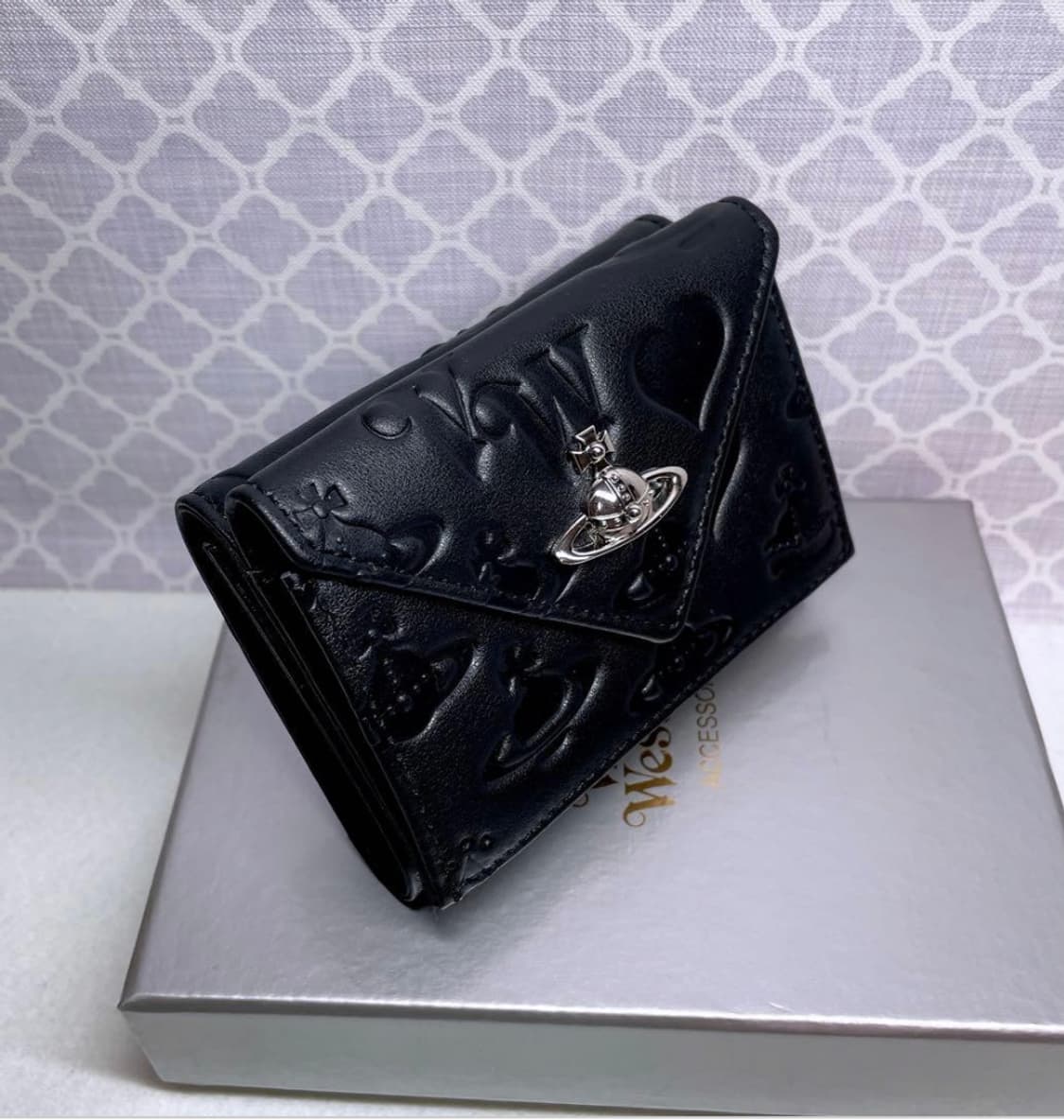 비비안웨스트우드 아카이브 무광 블랙 레더 실버 orb 하프월렛 반지갑 상품이미지6