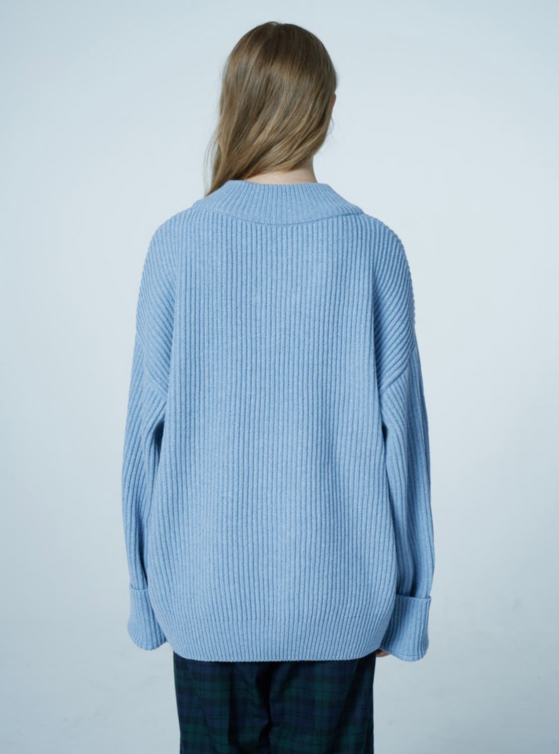 와이케이 돌핀자수 v넥 울니트  상품이미지4