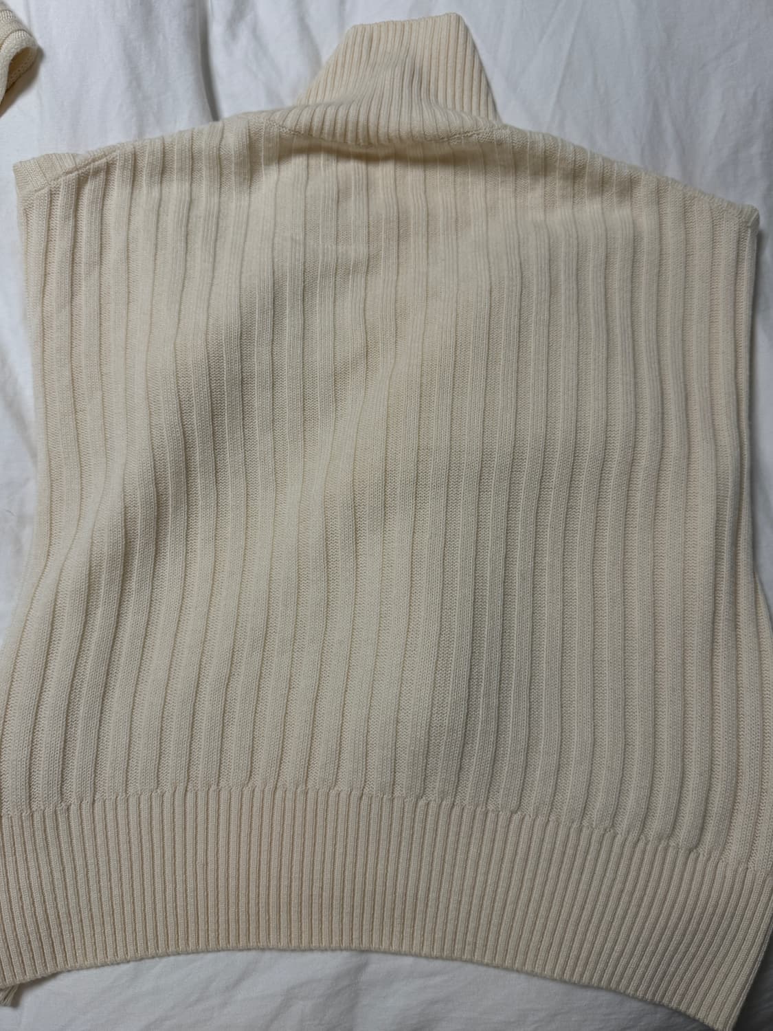 le917 리브드 터틀넥 + 머플러 상품이미지4