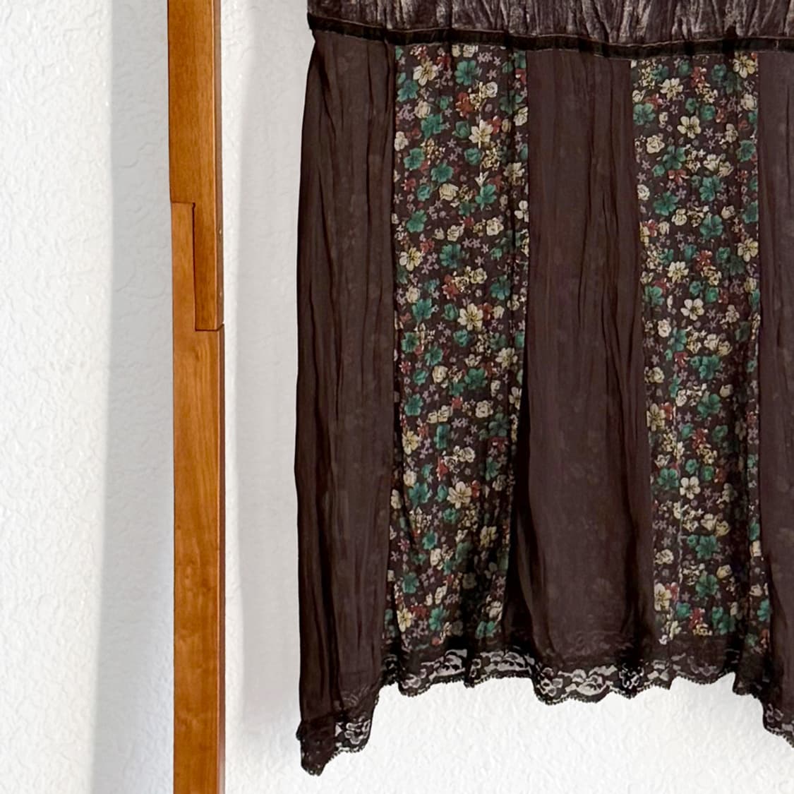 브라우니 벨벳 플라워 원피스 상품이미지8