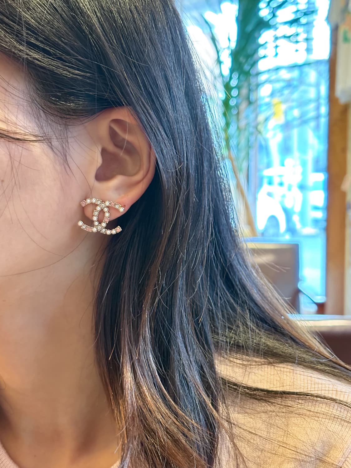 샤넬 정품 업사이클링 cc로고 진주 클리어 스톤 귀걸이 상품이미지4