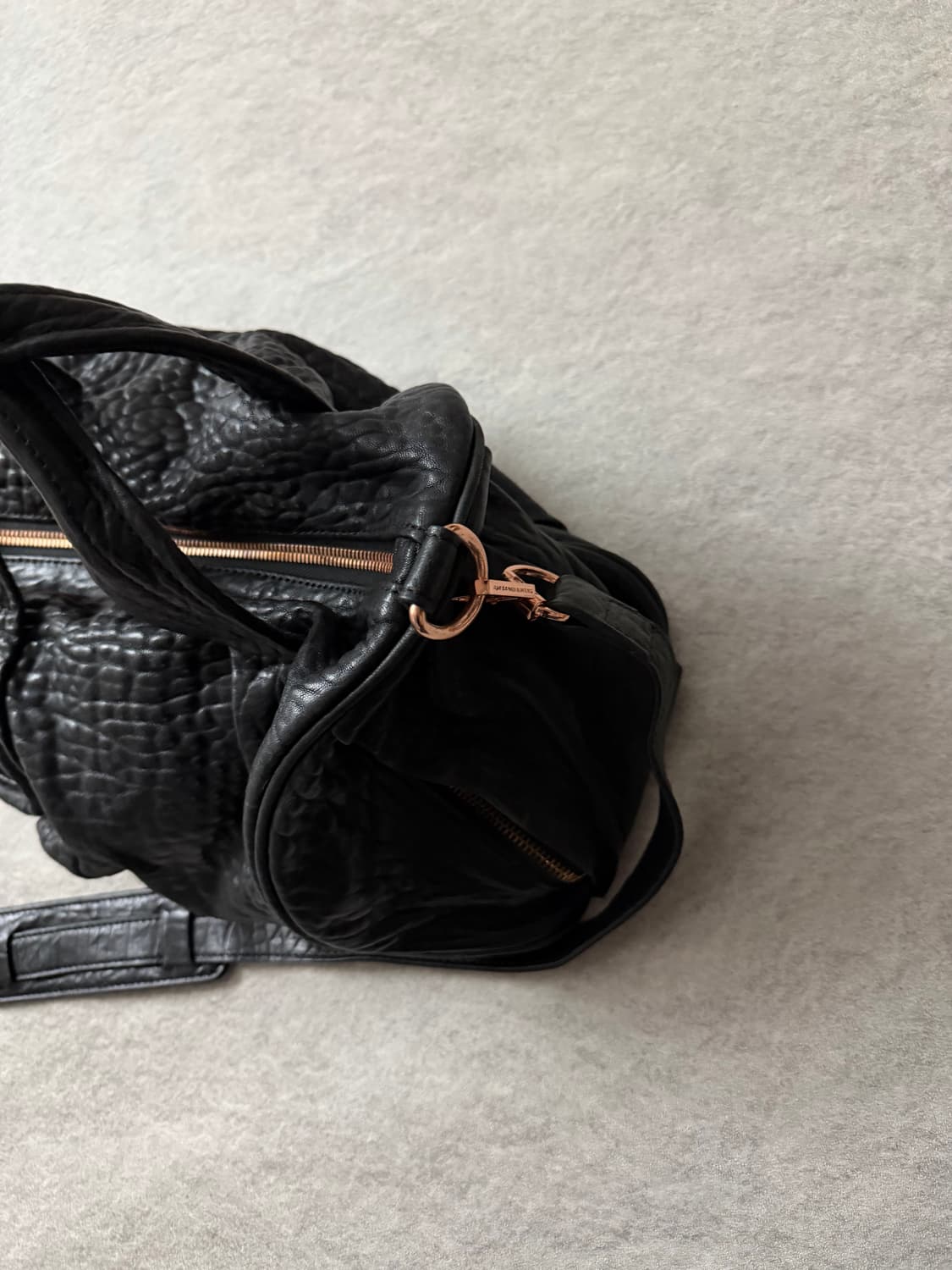 알렉산더왕 총알숄더백 상품이미지6