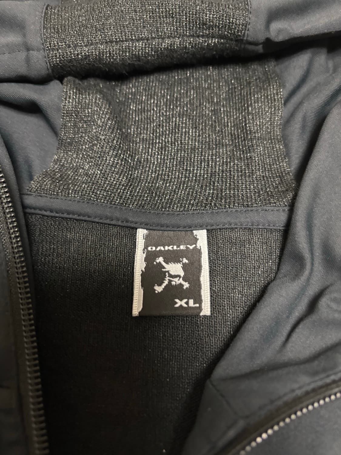 오클리 스컬 로고 사선 지퍼 블랙 후드 집업 XL 상품이미지4