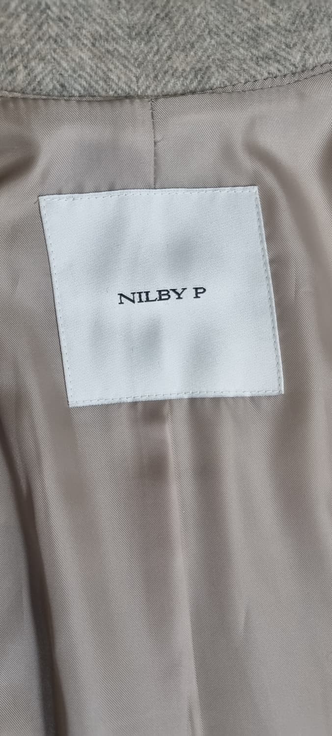 닐바이피 울90,캐시 10 핸드메이드 코트 Free _ 여성 상품이미지9