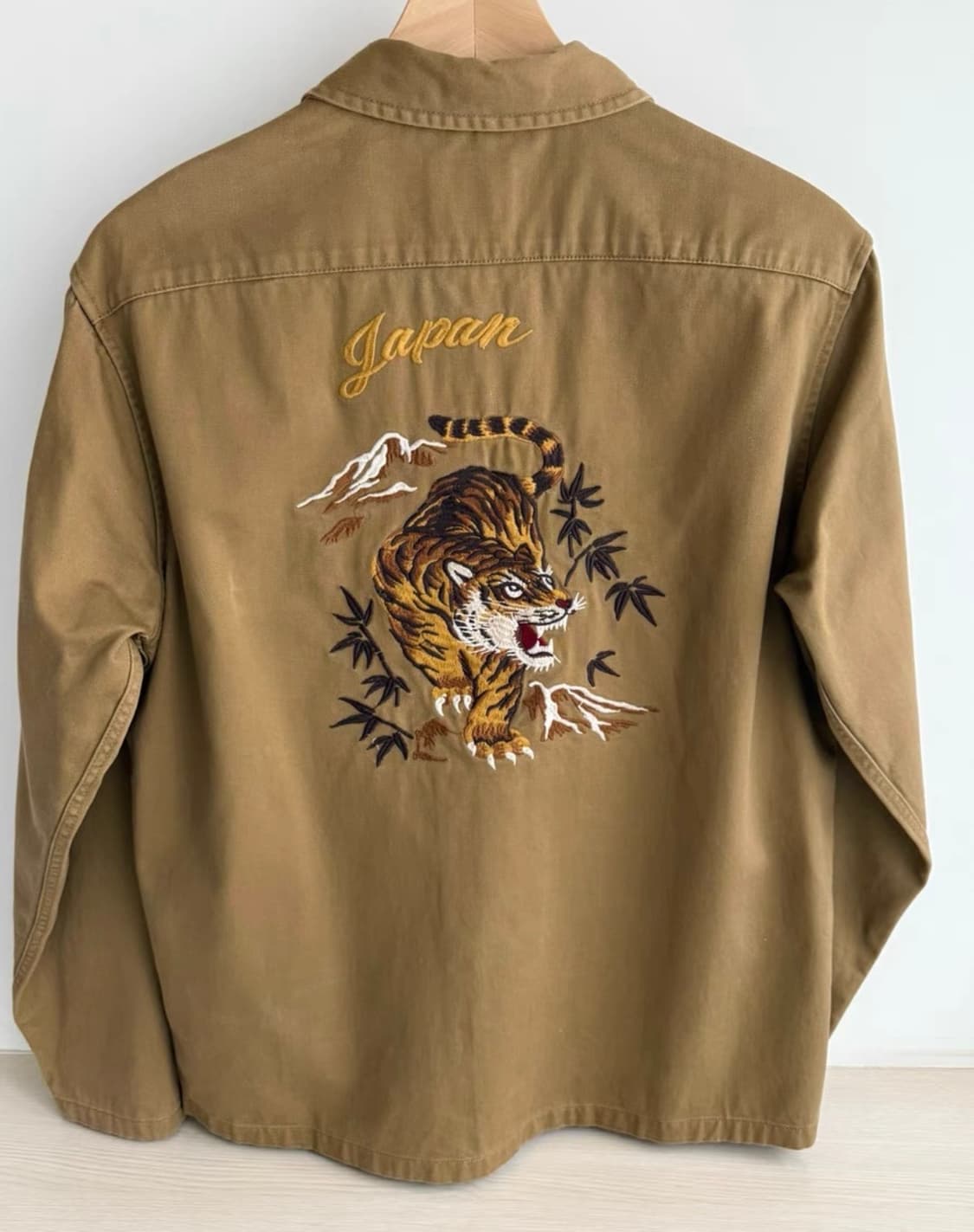 [NON STOCK] 아메카지 복고풍 자수 워크 셔츠 자켓 상품이미지3