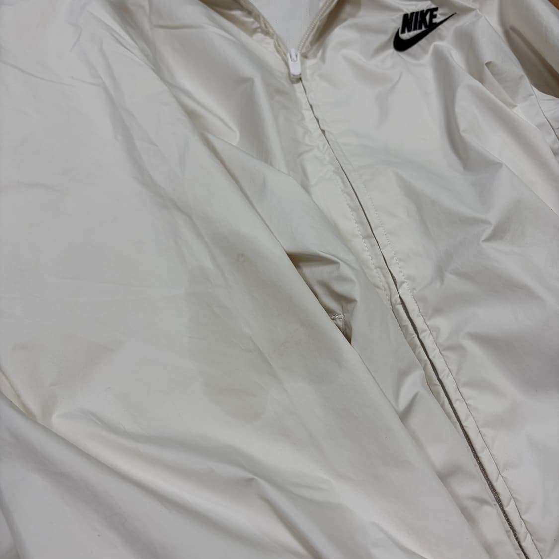 나이키 레인보우 로고 바람막이 상품이미지6