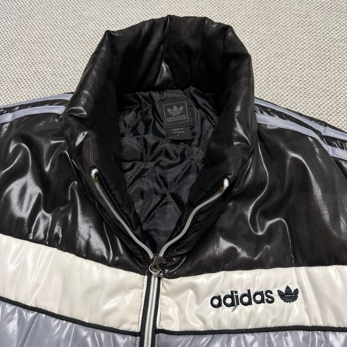 아디다스 올드스쿨 패딩 자켓 상품이미지2