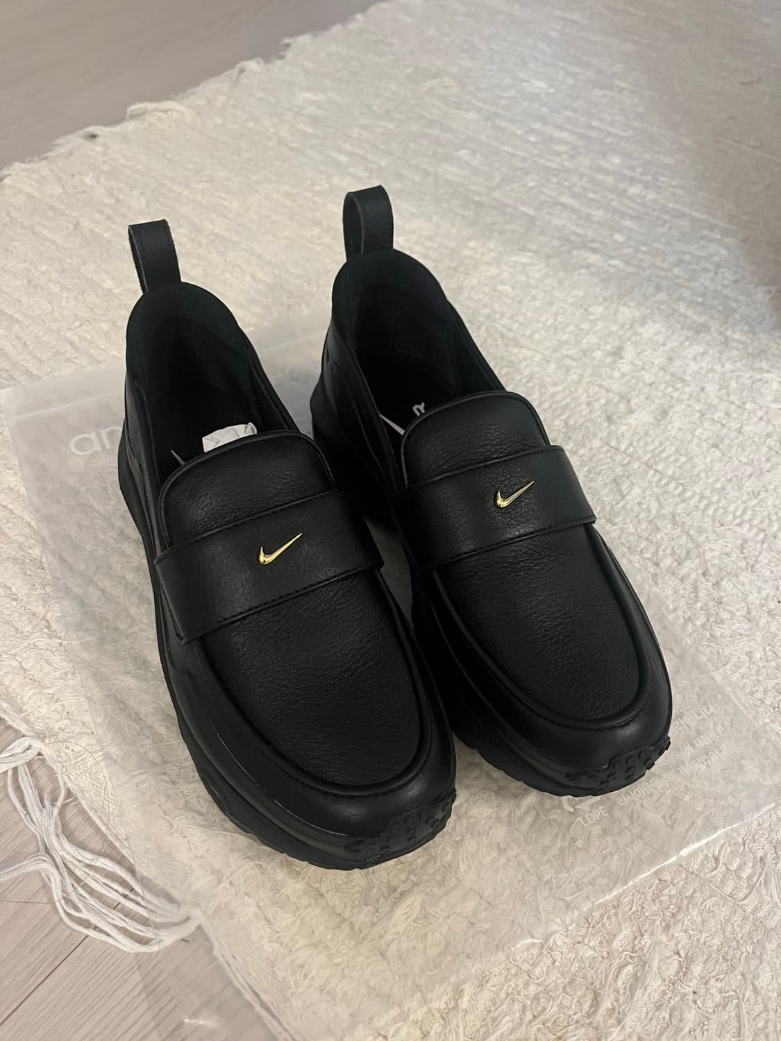 나이키에어맥스 페노메나 블랙 230 상품이미지1