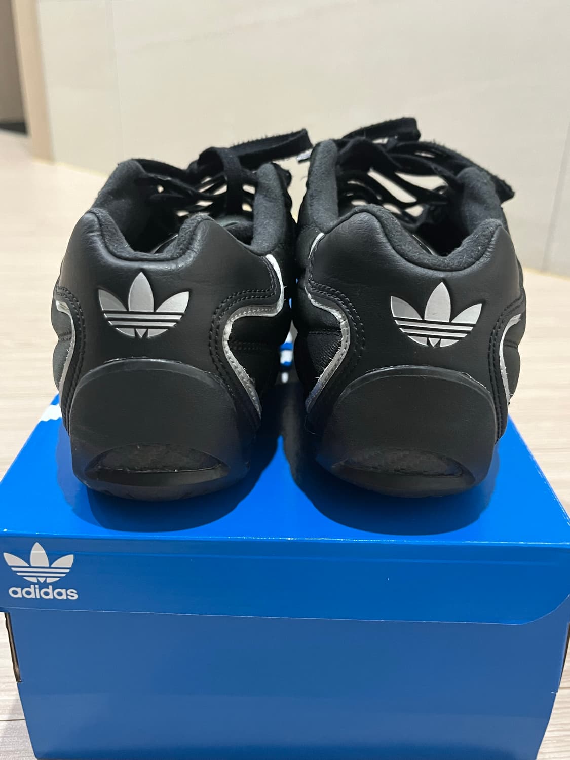 (W) 아디다스 아디레이서 로우 코어 블랙 실버 메탈릭 230 상품이미지4