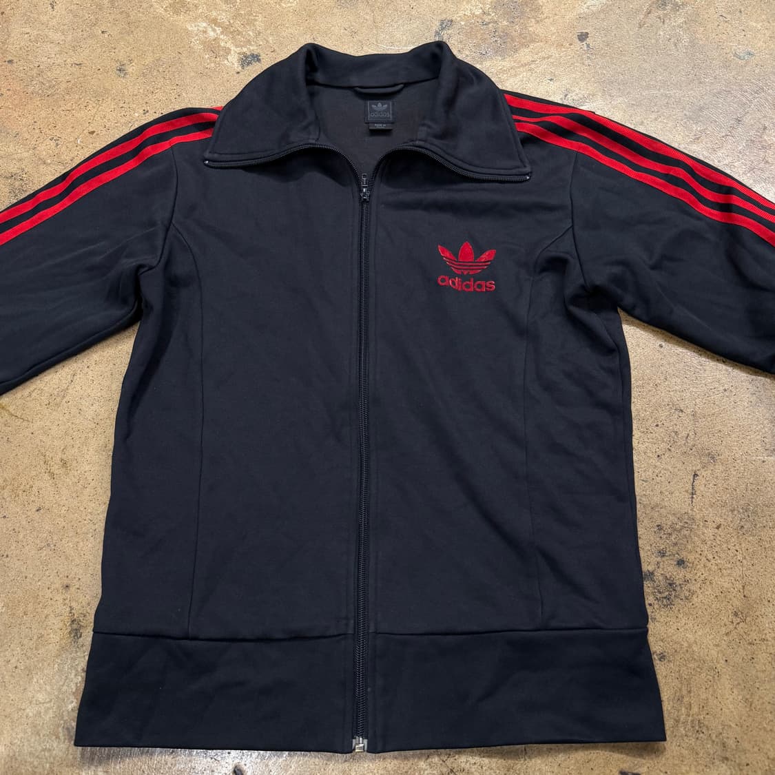 아디다스 검빨 블랙 레드 유로파 트랙탑 져지 상품이미지3