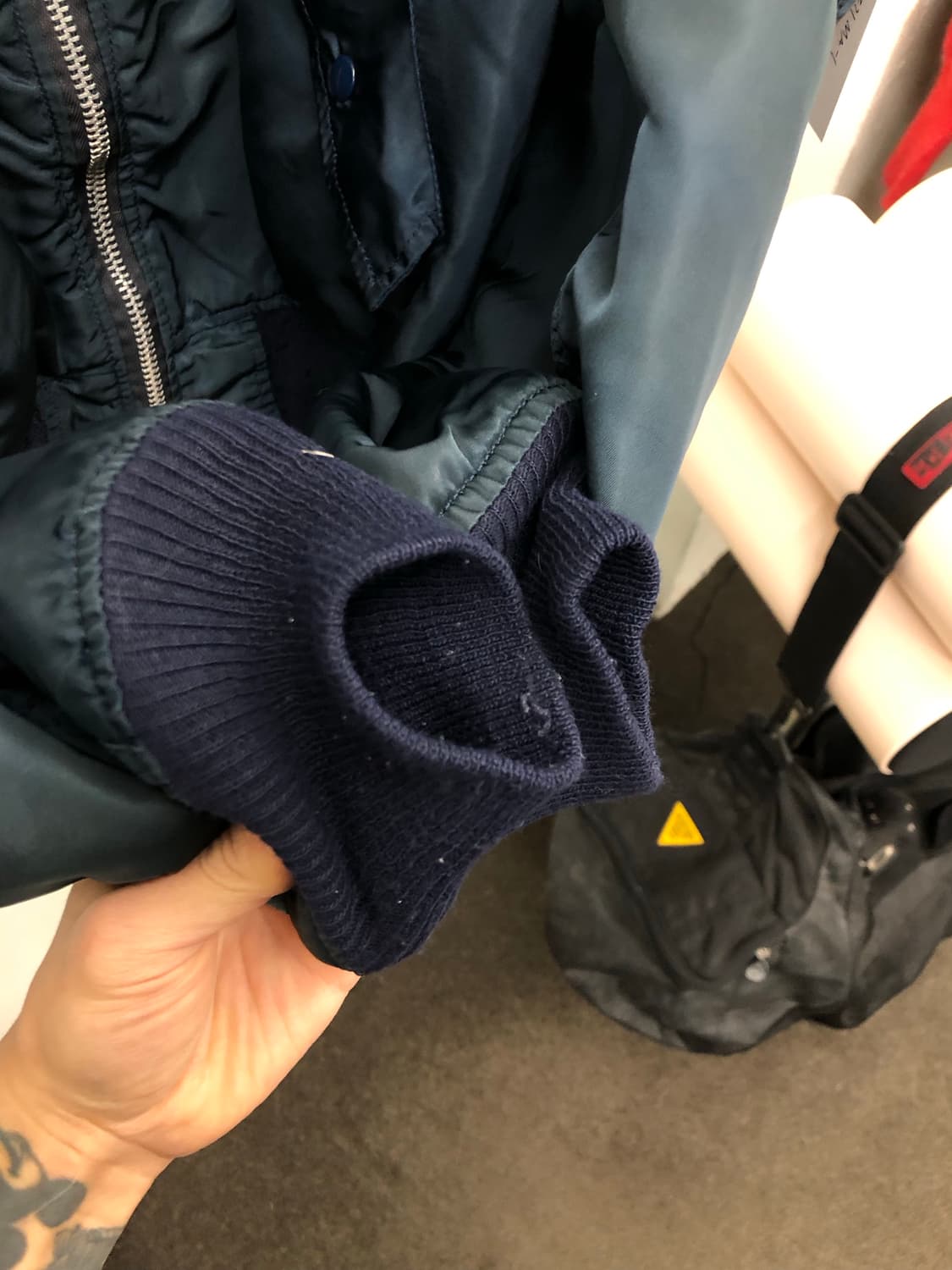 90s 알파 인더스트리 ma-1 네이비 상품이미지6